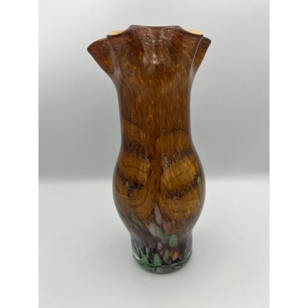 Handmade artisan hand